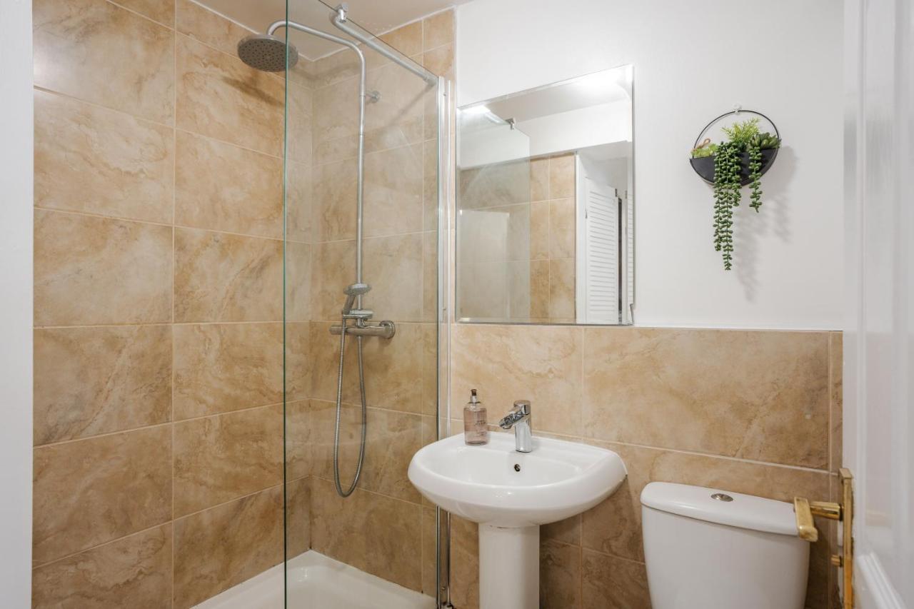 Cefas Apartments Manchester - Free Parking - City Centre Экстерьер фото